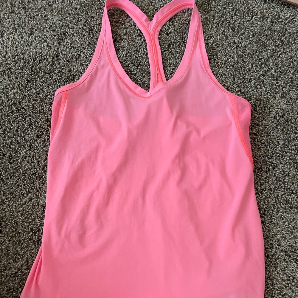 lululemon tank size 6